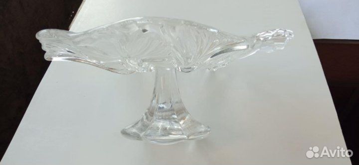 Вазы для фруктов, графин, блюдо. Стекло