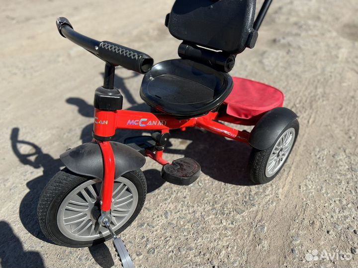 Детский велосипед с родительской ручкой