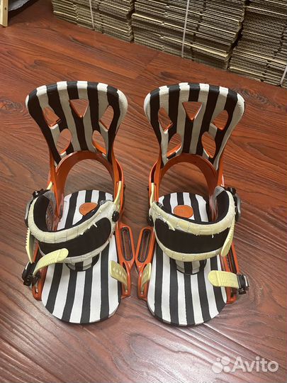 Крепления Burton cartel EST размер М