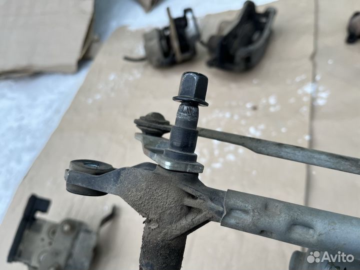 Трапеция дворников Опель Антара