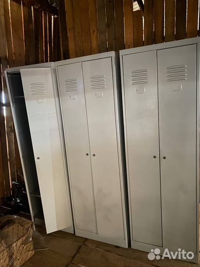 Шкафчики для раздевалки бу