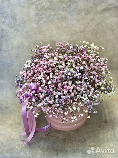 Букет из гипсофилы для девушки