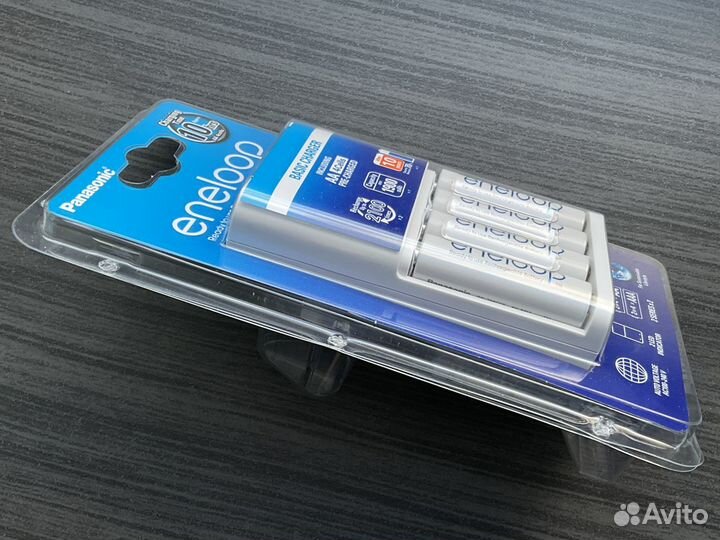 Зарядное устройство Panasonic Eneloop