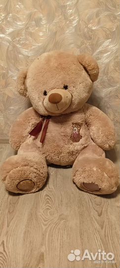 Плюшевый медведь