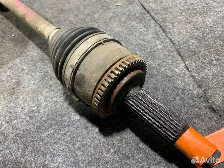 Привод передний левый Kia Rio QB