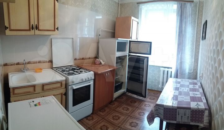 2-к. квартира, 47 м², 3/9 эт.