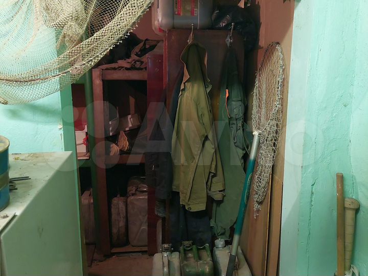 Гараж, > 30 м²