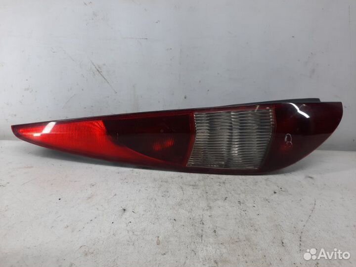 Фонарь задний левый Ford Mondeo универсал 2.0 N7BA
