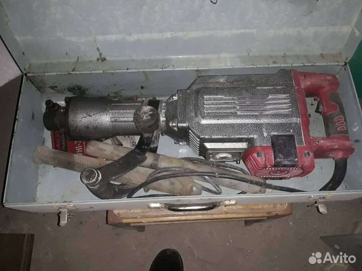 Отбойный молоток
