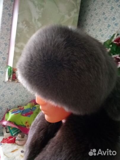 Шапка песцовая,темно-серая р 58 новая