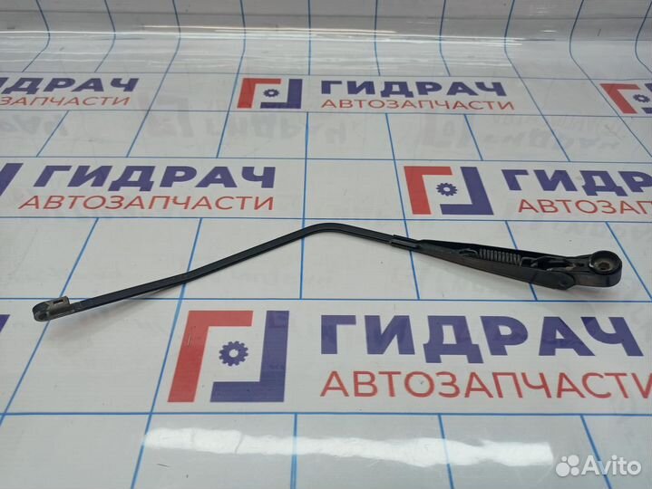 Поводок стеклоочистителя заднего Toyota Land Cruis