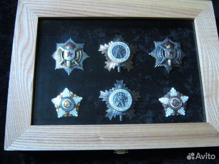 Багет витрина для медалей, орденов, знаков