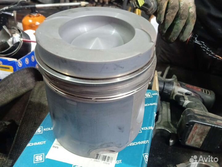 Поршень манf2000