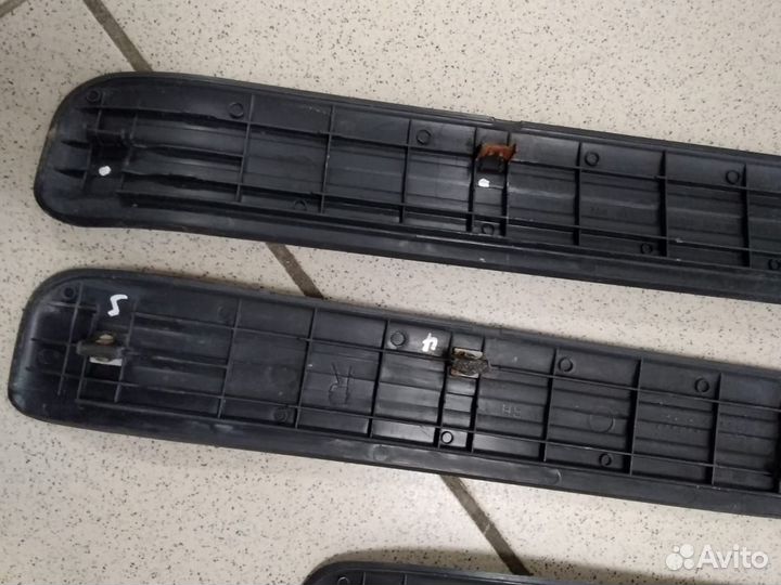 Накладки на порог для Kia Sportage 2004-2010