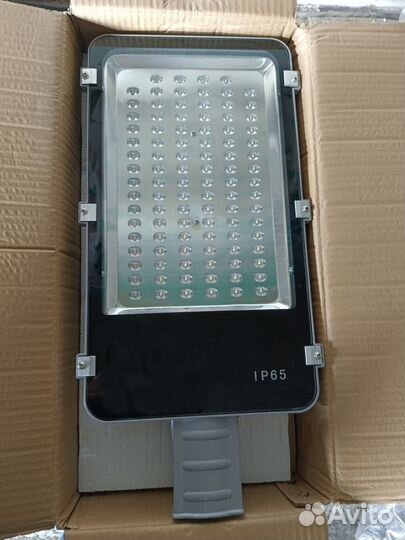 Светильник светодиодный уличный на столб