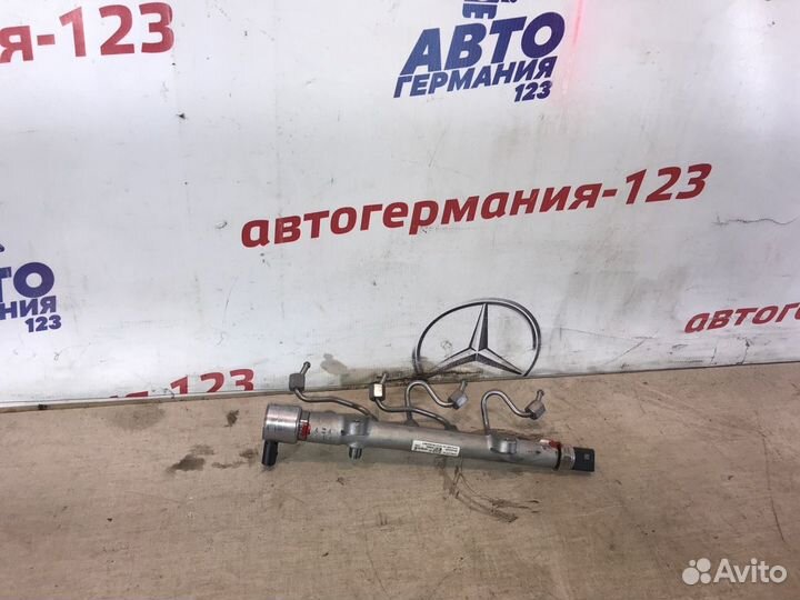 Рампа топливная Mercedes C220 W205 651.921 2015