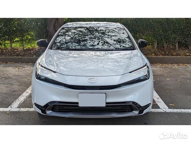 Toyota Prius 2 AT, 2023, 1 000 км