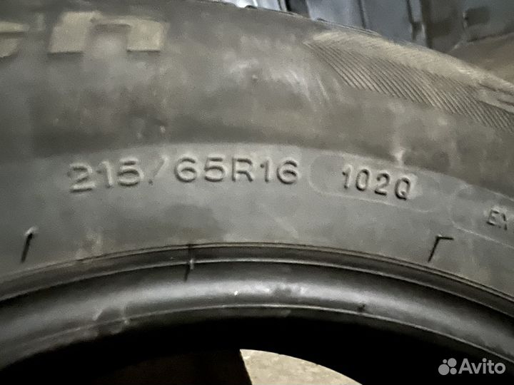 Bfgoodrich G-Force Stud 215/65 R16 102H