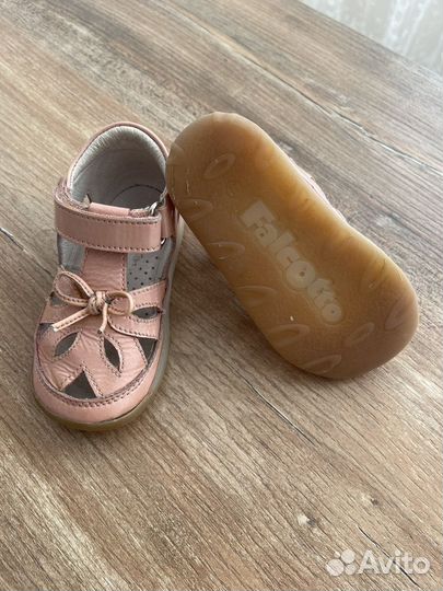 Босоножки для девочки 22 размер