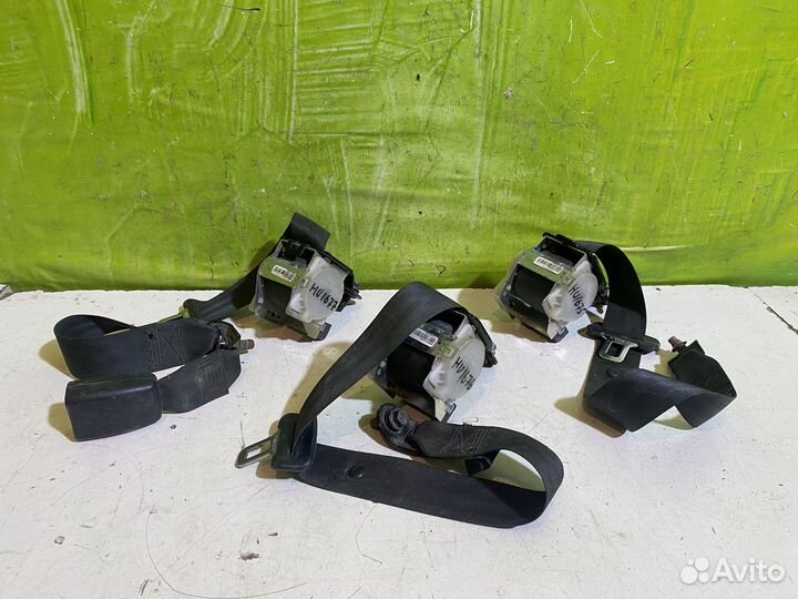 Ремень безопасности задний Hyundai Solaris