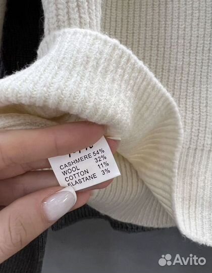 Свитер на молнии