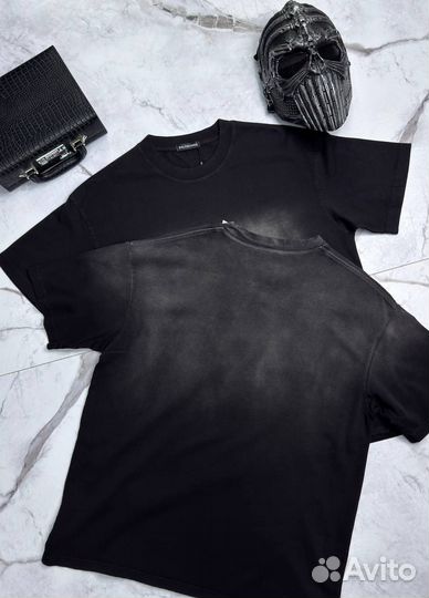 Футболка Balenciaga