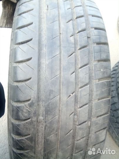 Viatti Strada Asimmetrico V-130 195/65 R15