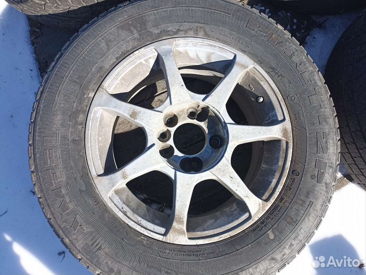 Продам литьë R15