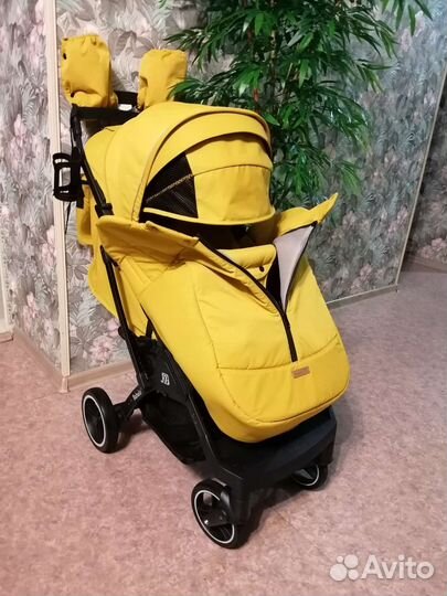 Новая коляска Babalo Сlassic 2022 с муфтой (дыня)