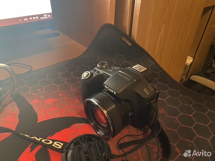 Sony cyber shot dsc-hx100v