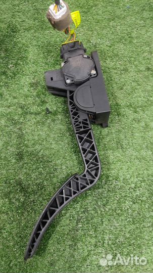 Педаль газа электронная Ssangyong Rexton 2005