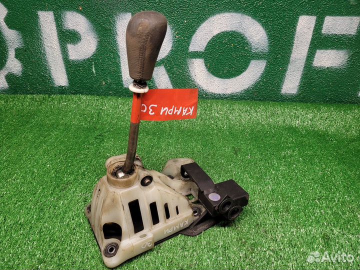 Кулиса кпп на Toyota Camry 30