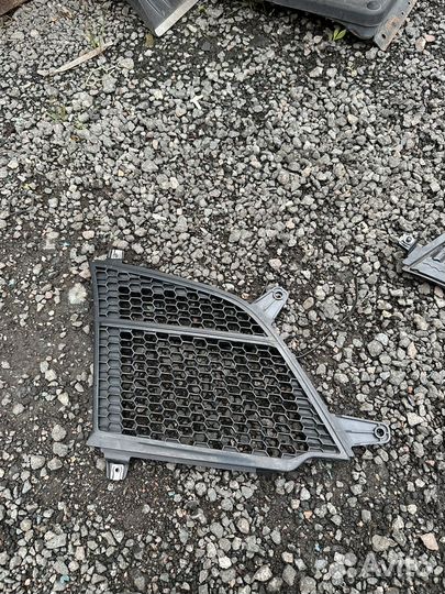 Решётка радиатора Scania 6 2307648