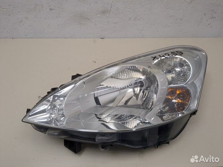 Фара (передняя) Peugeot Partner, 2010