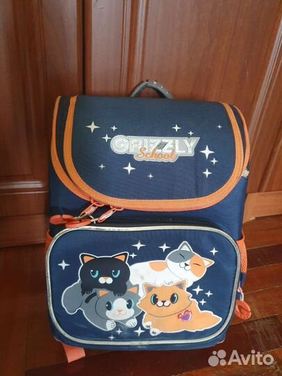 Рюкзак школьный