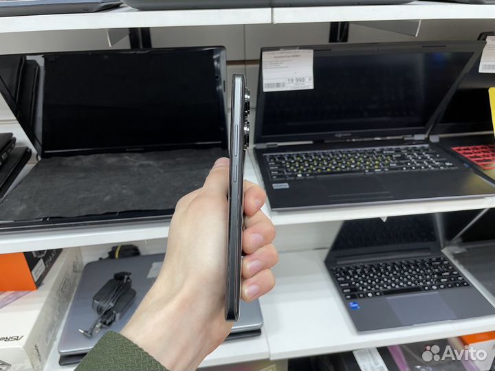 Xiaomi Redmi Note 13 Pro+, 8/256 ГБ