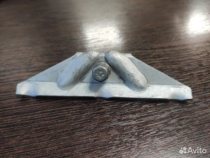 Крепление аккумулятора Bmw X5 50Ix E70 LCI N63