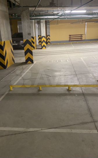 Машиноместо, 14 м²