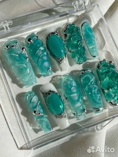 Накладные ногти на заказ