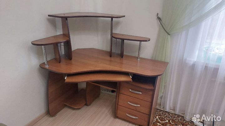 Компьютерный стол бу