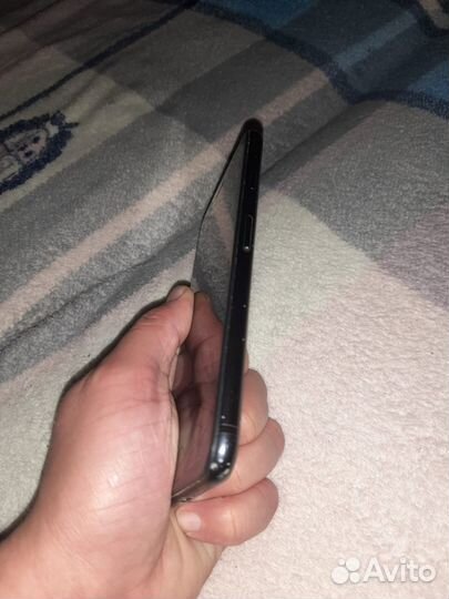 iPhone SE (2020), 64 ГБ