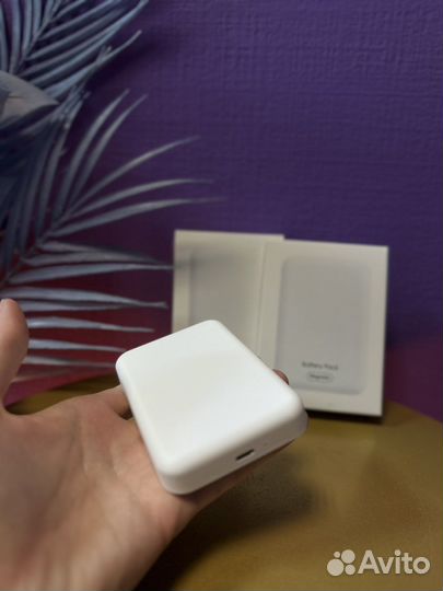 Портативное зарядное устройство