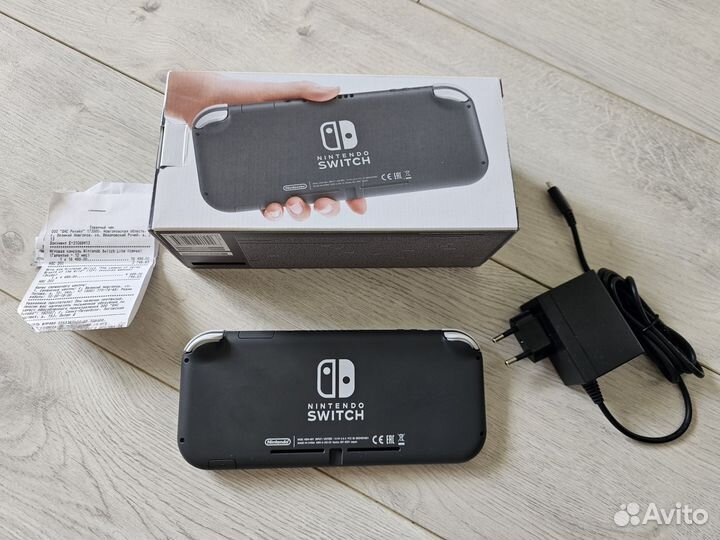 Nintendo switch lite