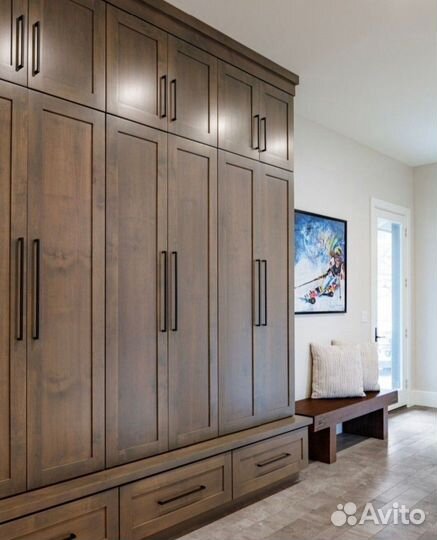 Шкаф из массива дерева на заказ с доставкой