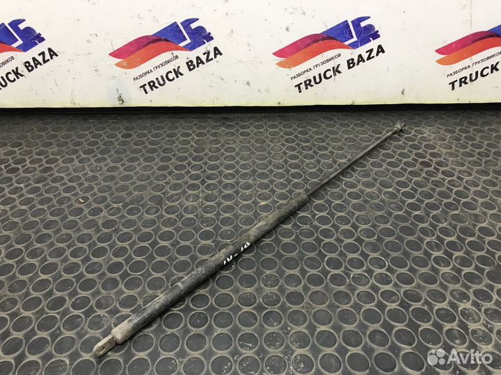 Амортизатор капота Iveco Stralis