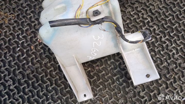 Бачок омывателя Suzuki Swift, 2006