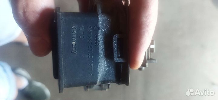 Кнопка багажника