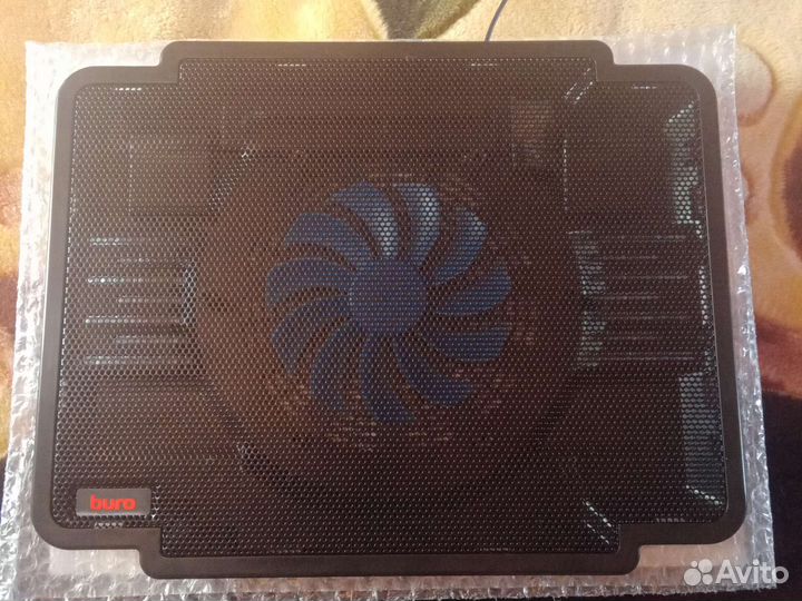 Подставка с охлаждением для ноутбука