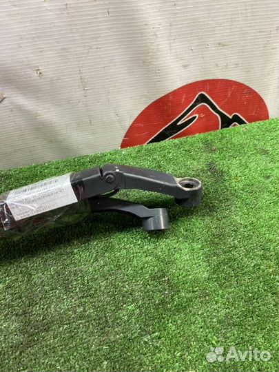 Дворник Toyota Aqua NHP10 1NZ-FXE 2012