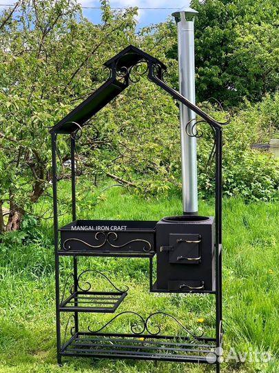 Мангал с крышей